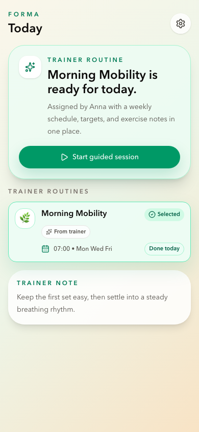 Forma client app showing a trainer-assigned routine with schedule and trainer note